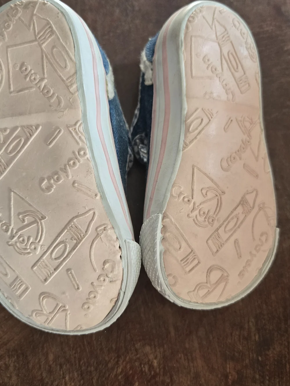 Crayola Vintage Denim Gingham T-Strap Mary Jane Toddler Shoes - Size 3C EUC